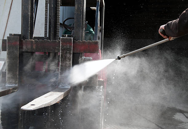 Best Machinery and Equipment Cleaning  in Victorville, CA